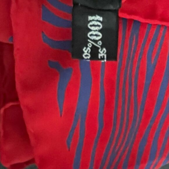 Gianni Versace Red and Blue Silk Scarf - Picture 5 of 6